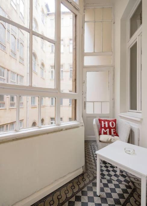 Klarahome Apartment Будапеща Екстериор снимка