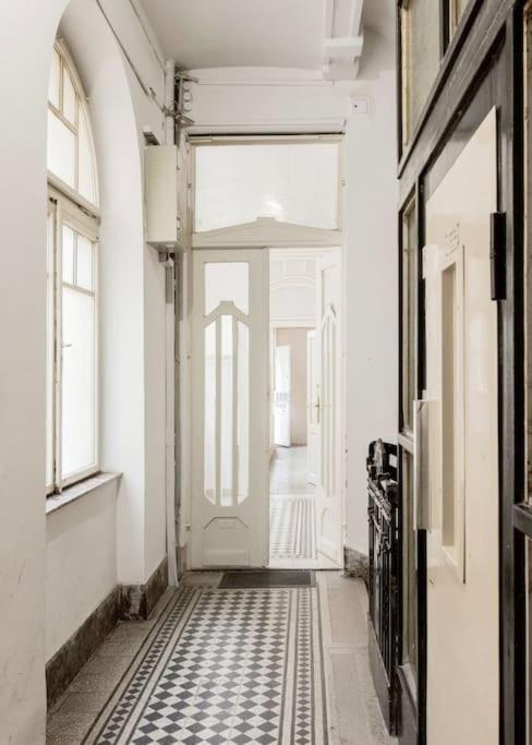 Klarahome Apartment Будапеща Екстериор снимка