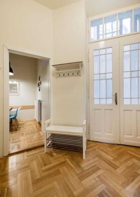 Klarahome Apartment Будапеща Екстериор снимка