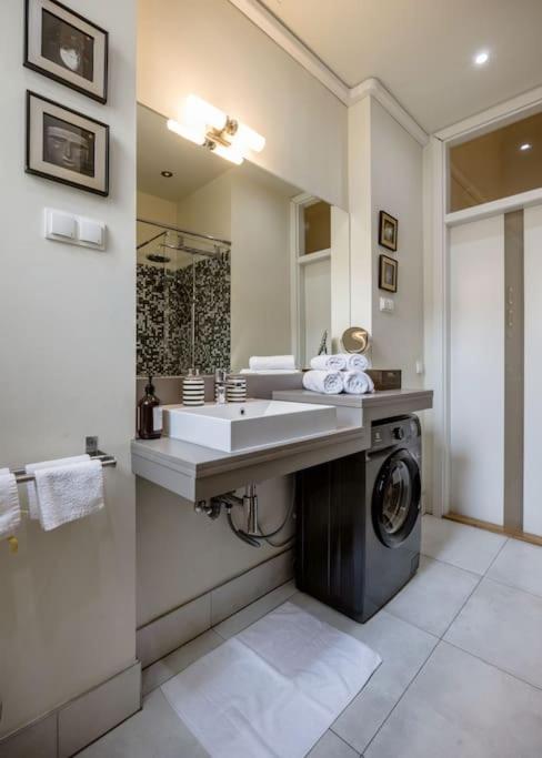 Klarahome Apartment Будапеща Екстериор снимка